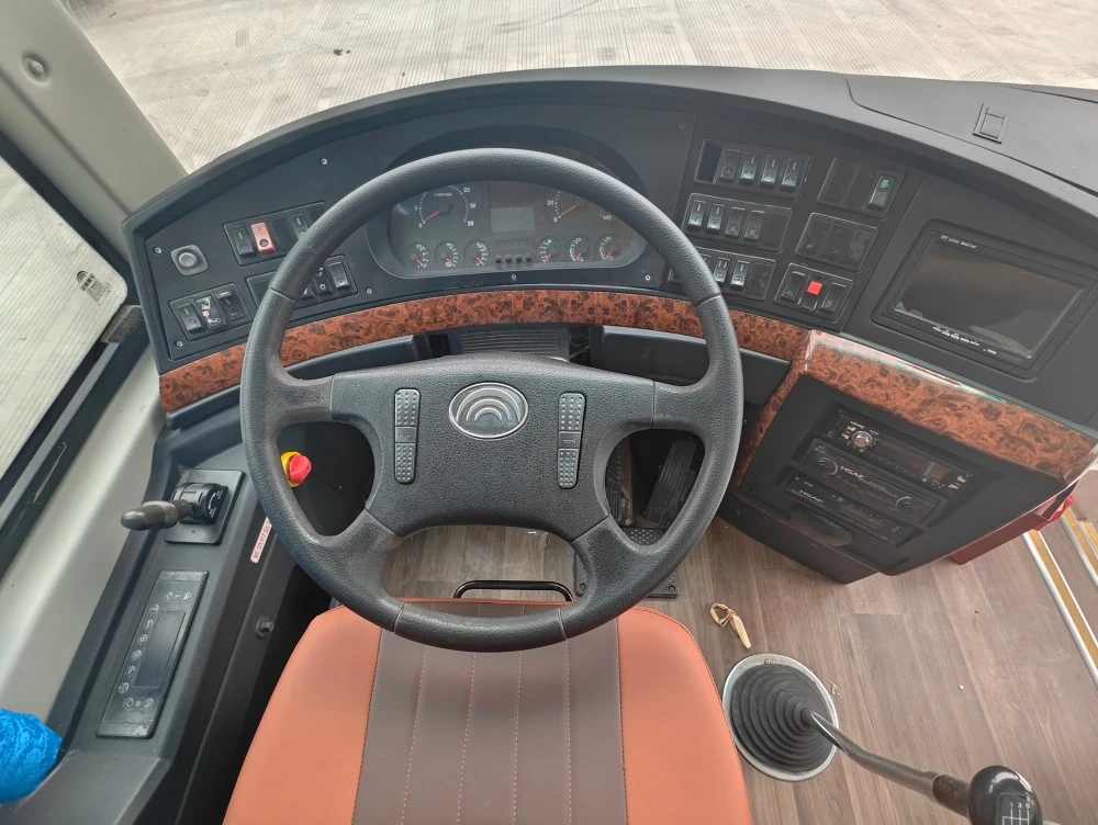 Yutong 12m қолданылған дизельді автобус