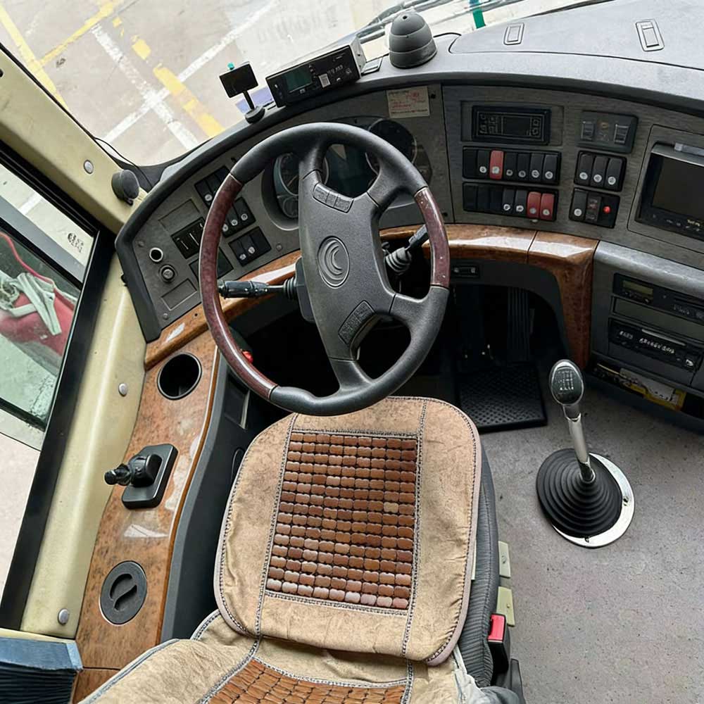 39 орындық екінші қол дизельді автобус