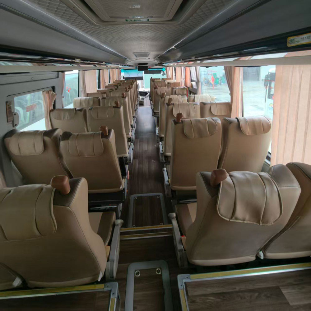 Zhongtong 46 орындық дизельдік автобус