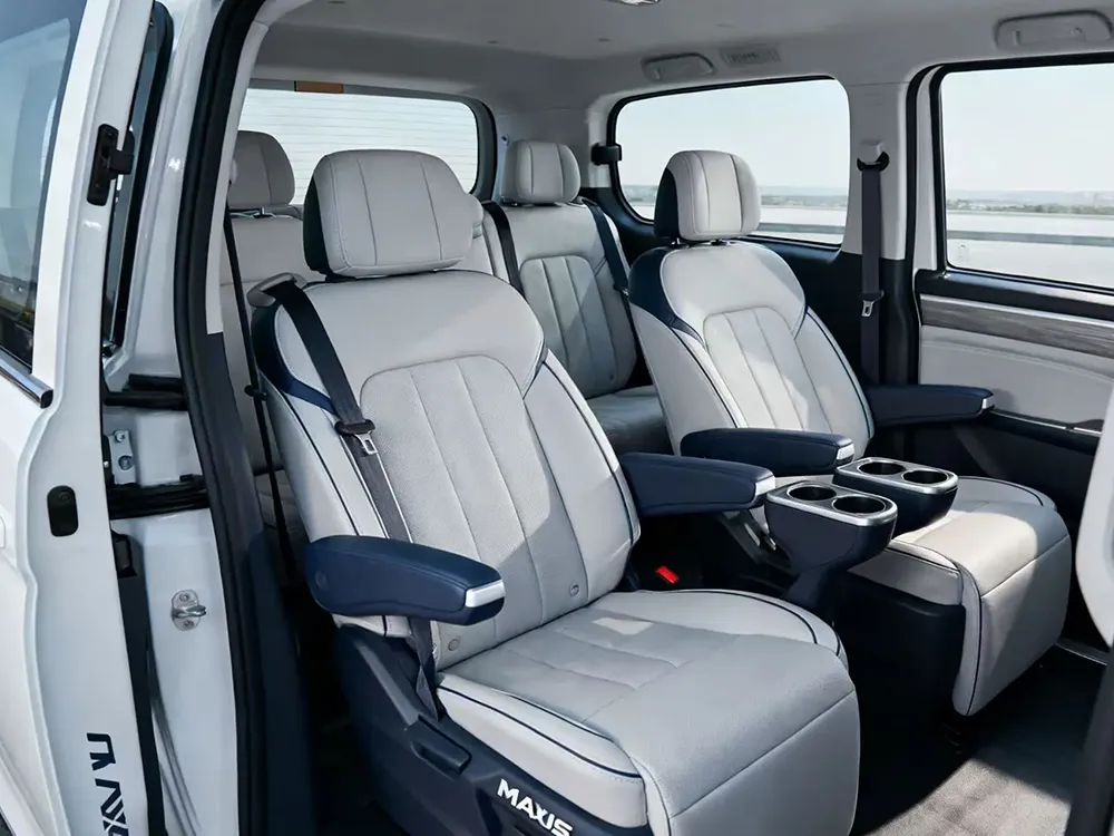 6 Seats Used Hybrid Bus